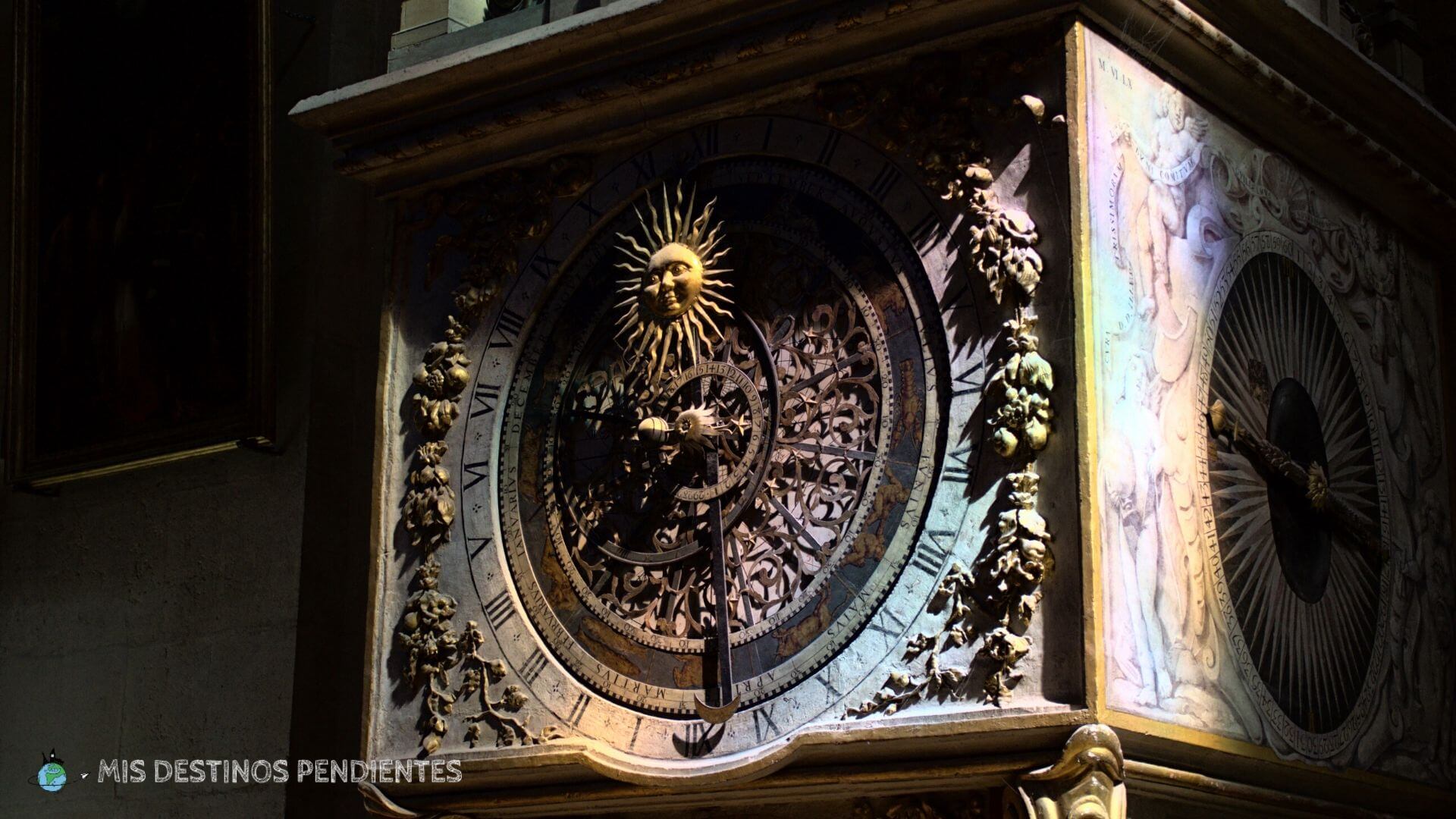 Reloj astronómico (Catedral de Lyon, Francia)