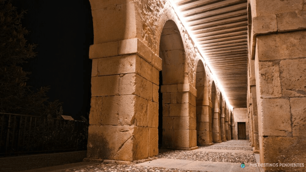 Mirador de los Arcos de noche (Lerma, Burgos)